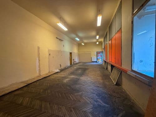 Na prenájom obchodný priestor na severe 133m2 - Voľný ihned