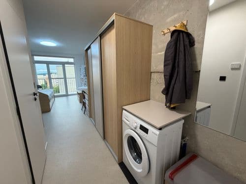 Na prenájom apartmán na terase - Voľný ihned