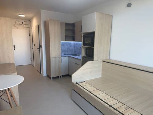 Na prenájom apartmán na terase - Voľný ihned